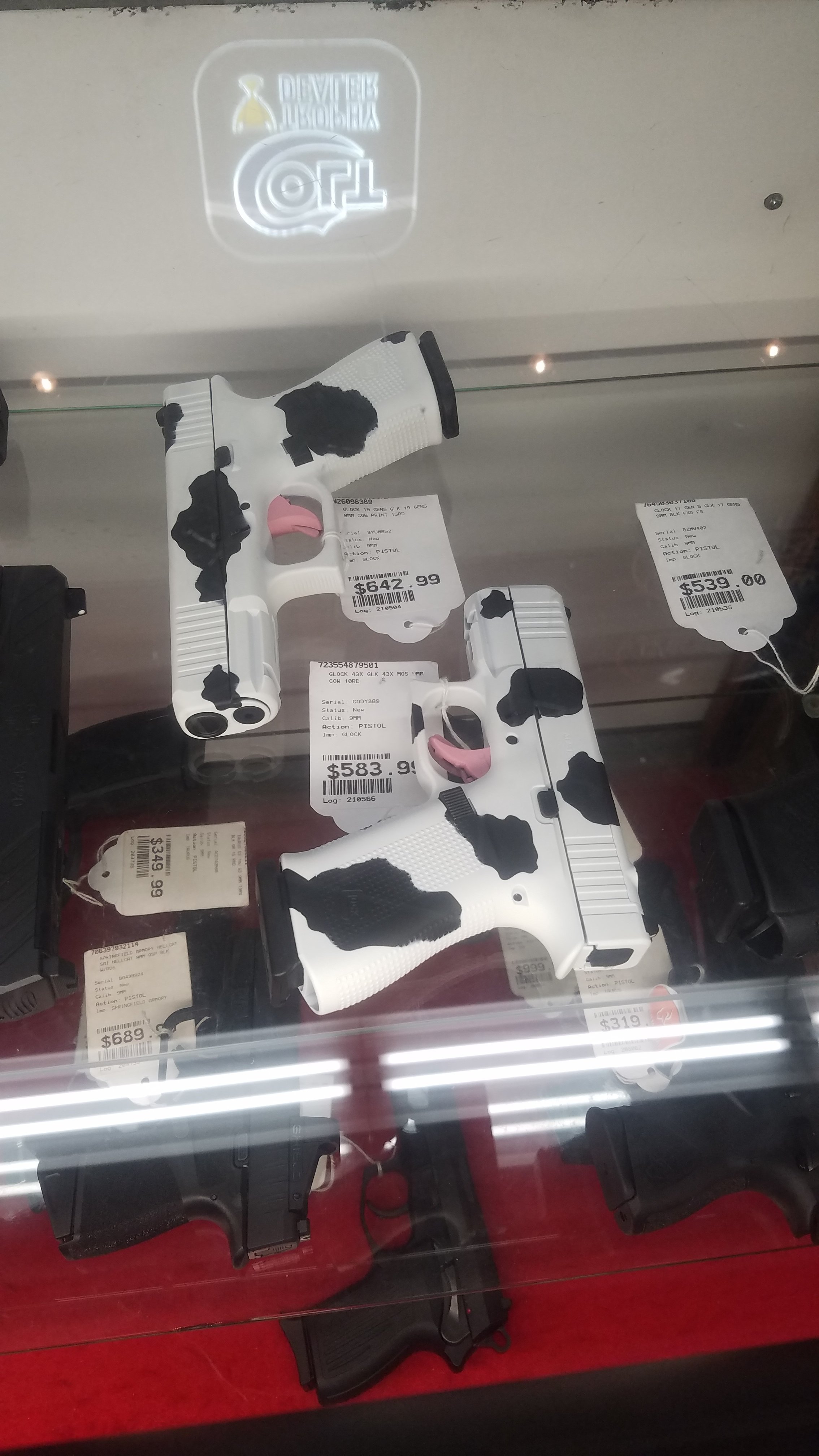 20230602_144607_CowGlocks.jpg