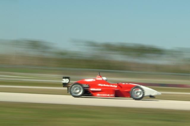 skippy2004_1215bf_blur.jpg