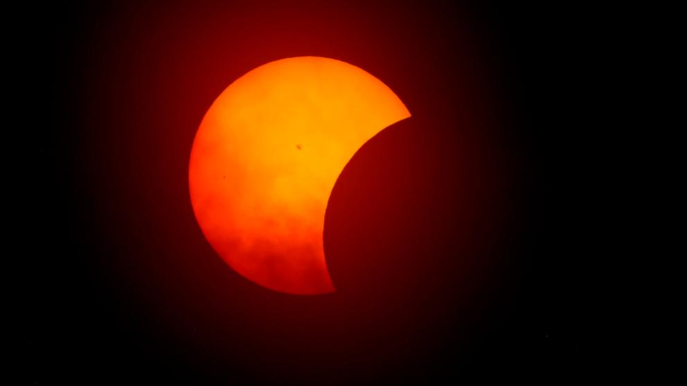 eclipse14-gty-ml-240408_1712599657207_hpMain_16x9_992.jpg